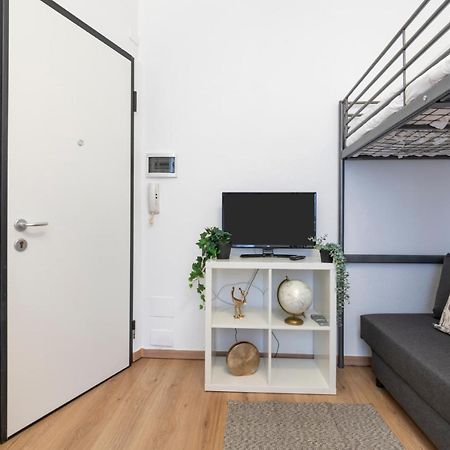 I Host Apartment - Alessi 10 米兰 外观 照片
